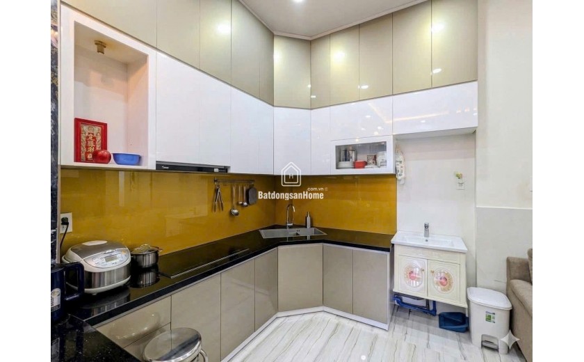 Bán Nhà Mới Đẹp Góc 2 Mặt Tiền Đường Huỳnh Tấn Phát, Quận 7  - 5TỶ8.