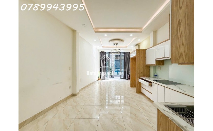 Bán nhà Lê Văn Sỹ giáp Quận 3 gần HXH, 42m (3.5x12), giá dưới 7 tỷ