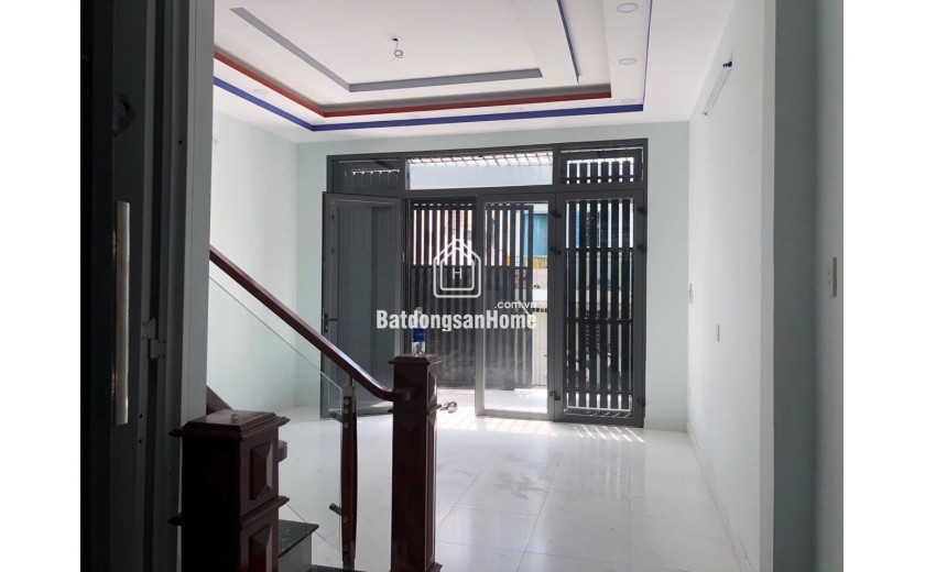 Bán nhà Quận 7 – DT 104,6m² (5x21m), kết cấu 3 tầng BTCT 8 TỶ 2