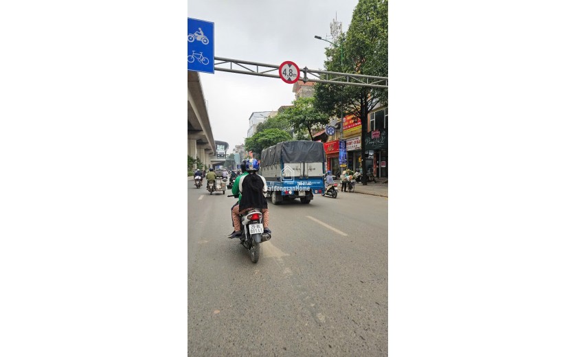 Nhà Em cần bán căn nhà vị trí mặt phố Quang Trung -Vỉa hè rộng – trục đường Huyết Mạch Hà Đông, Kinh Doanh mọi loại hình, Ở Ngay