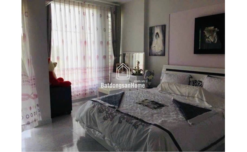 Quá Rẻ Chỉ 7 TỶ 050 HẺM XE Hơi Quận 7