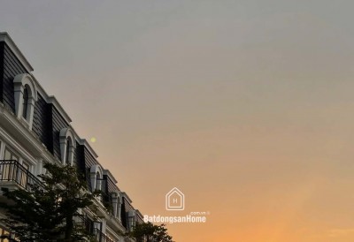 BÁN NHÀ MẶT TIỀN NGUYỄN LỘ TRẠCH HUẾ